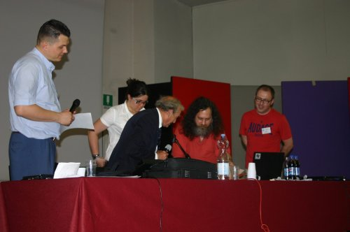 [Francesco Piva e Richard Stallman - foto di Enrico Calore]